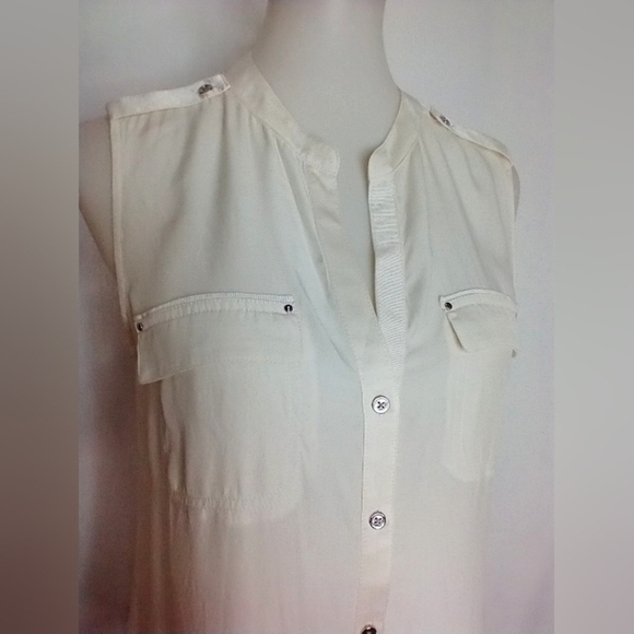 WHITE HOUSE BLACK MARKET WHITE SILK BLOUSE - Picture 3 of 8